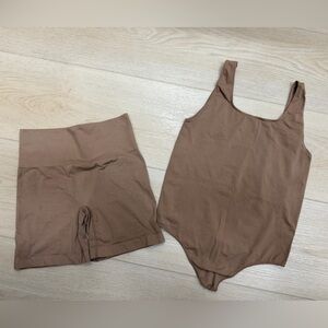 SKIMS Shapewear Scoopneck Bodysuit and Shaping Short